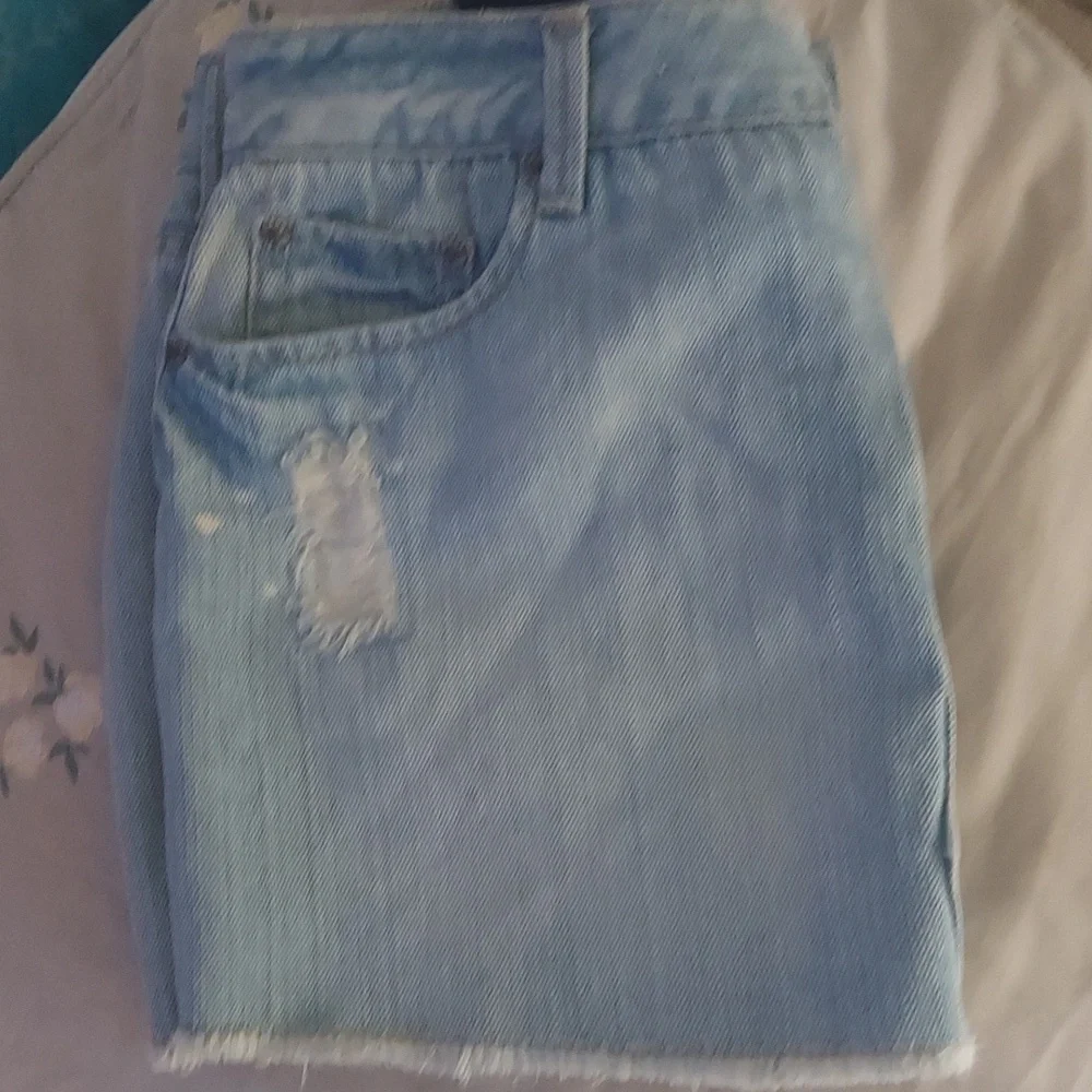 Rue21 Blue denim distressed Mini Skirt Sz 5/6 New
